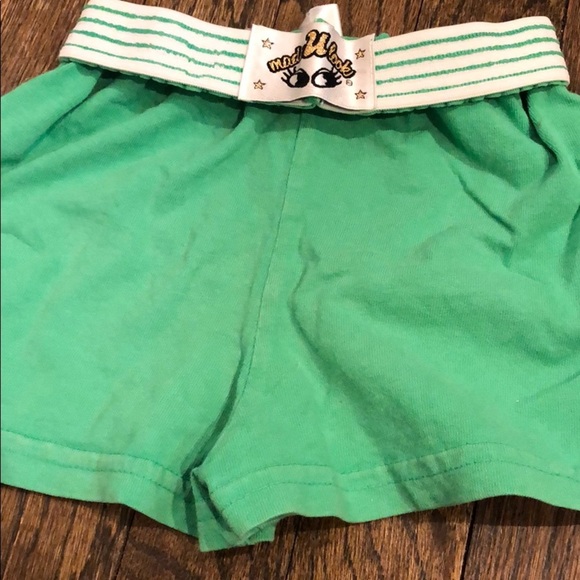 Made u look fairy 🧚♂️ green shorts 3t - Picture 3 of 4